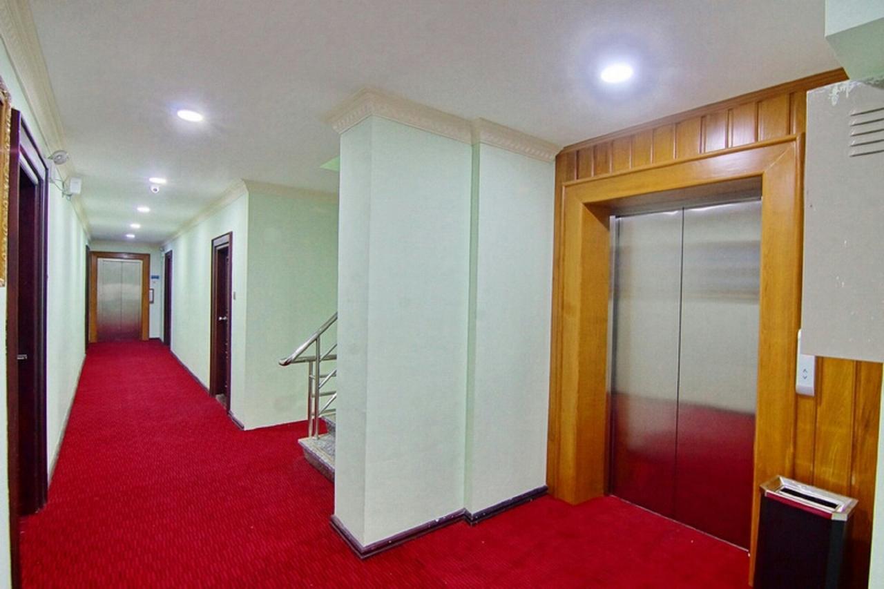 Myat Nan Yone Hotel Mandalay Exterior foto